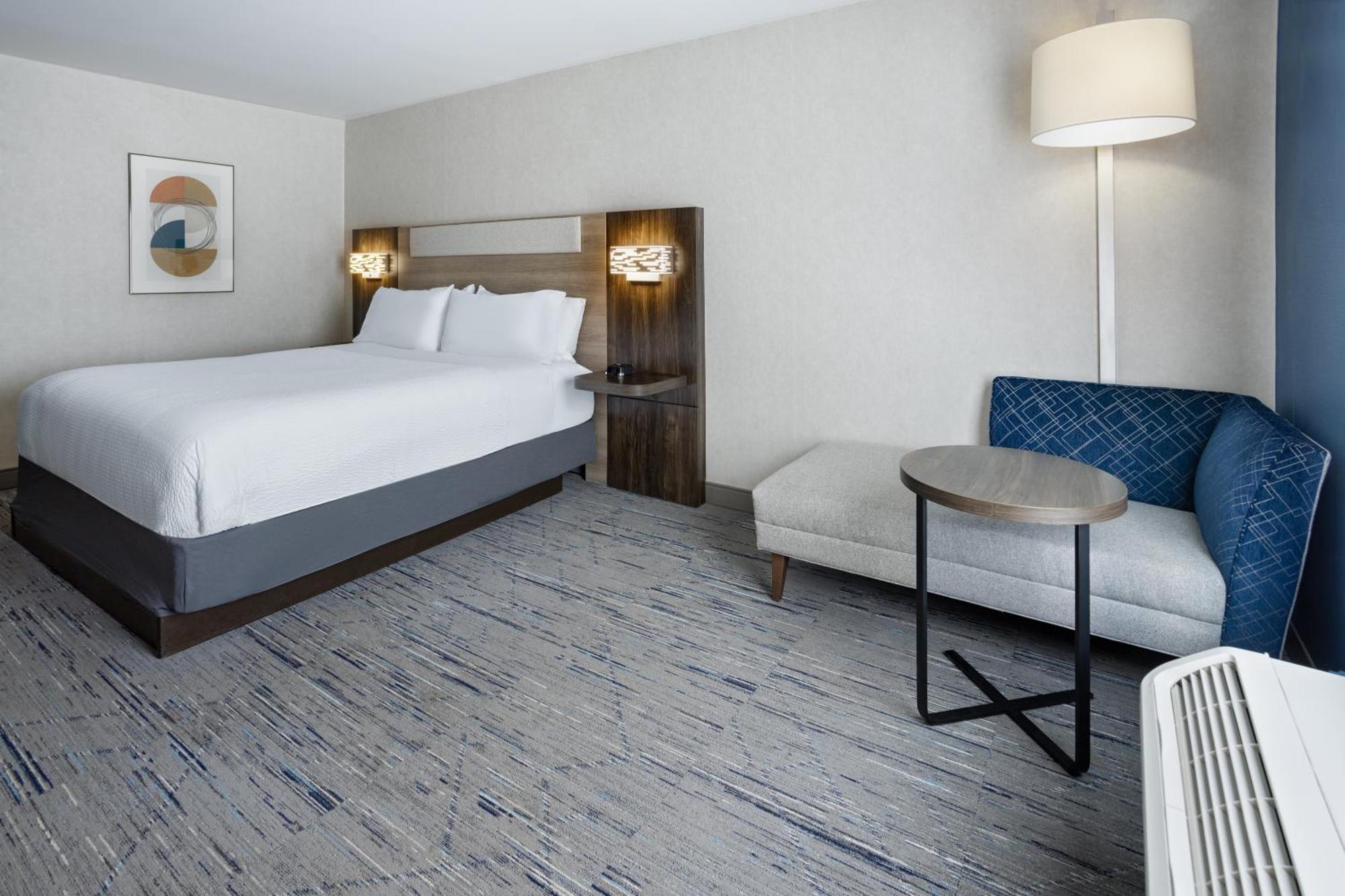 Holiday Inn Express Hotel & Suites Brattleboro, An Ihg Hotel מראה חיצוני תמונה